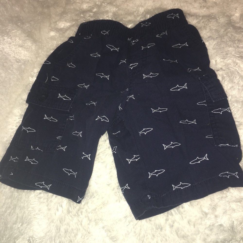 Shorts - Picture 3 of 3